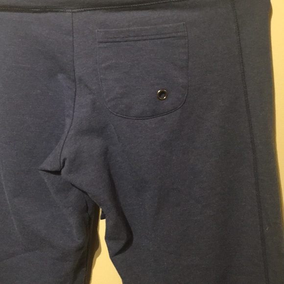 Roots blue mid length active pants. - Picture 8 of 11